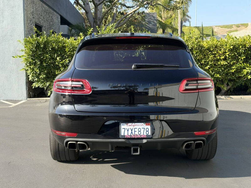 2017 Porsche Macan