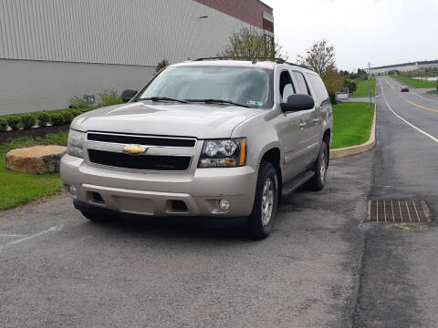 2007 Chevrolet Suburban for sale at MMM786 Inc in Plains PA