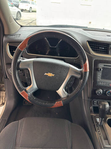 2017 Chevrolet Traverse LT