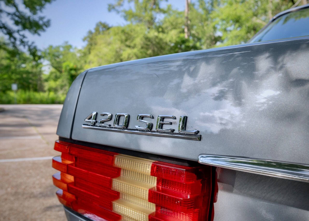 1988 Mercedes-Benz 420-Class 47
