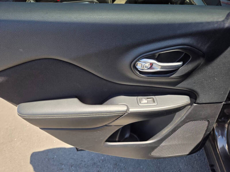 2016 Jeep Cherokee Latitude