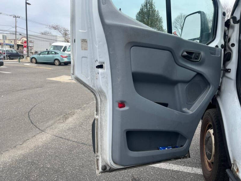2017 Ford Transit 150