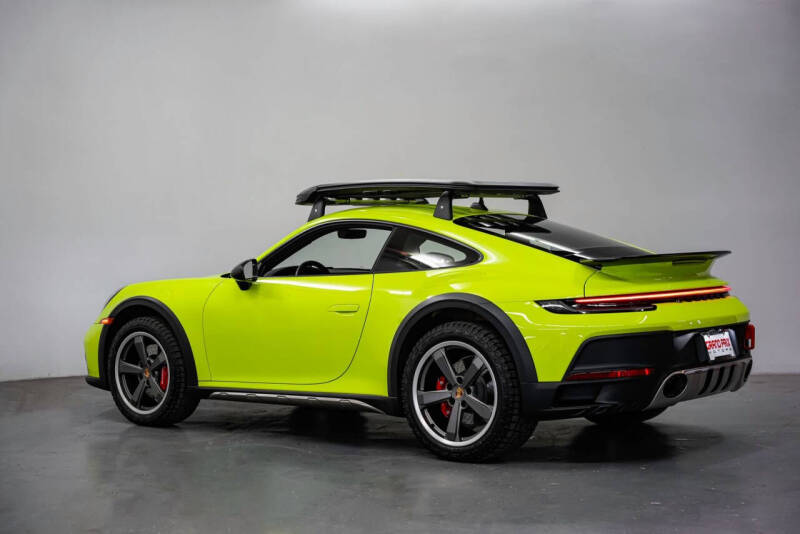 2024 Porsche 911 Dakar