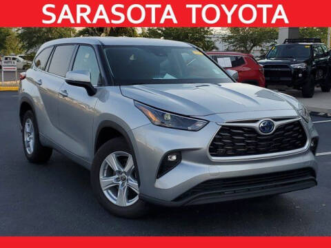 2022 Toyota Highlander Hybrid for sale at Sarasota Toyota in Sarasota FL