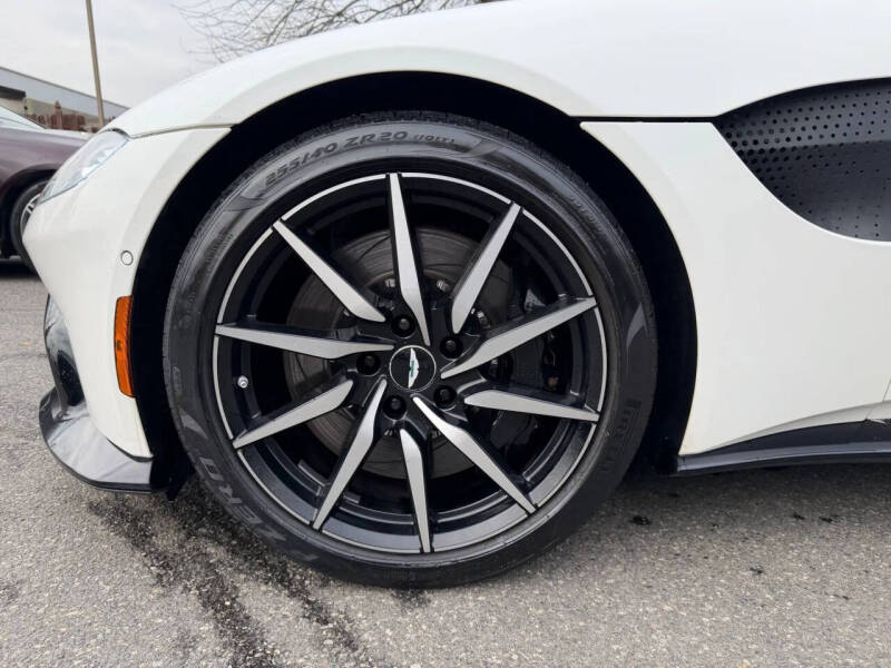 2019 Aston Martin Vantage