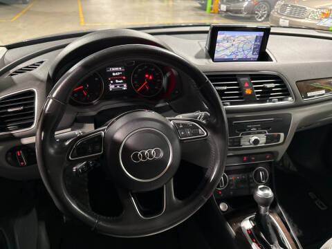 2016 Audi Q3 2.0T quattro Premium Plus