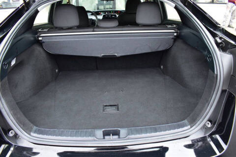 2022 Toyota Prius LE