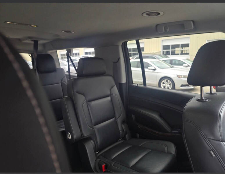 2017 Chevrolet Suburban LT