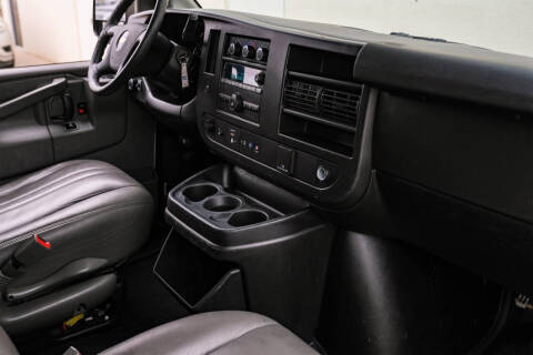 2021 Chevrolet Express 2500