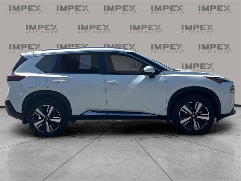 2021 Nissan Rogue SL