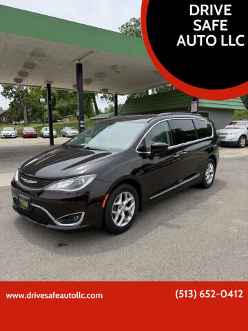 2017 Chrysler Pacifica Touring Plus
