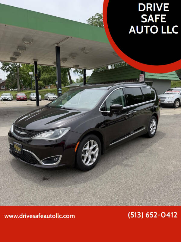 2017 Chrysler Pacifica Touring Plus