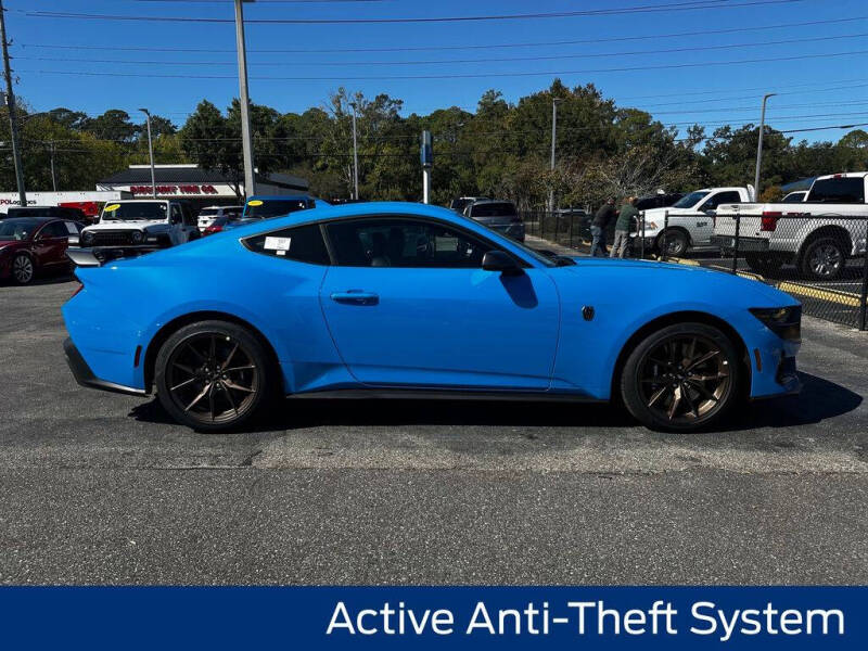 2025 Ford Mustang Dark Horse