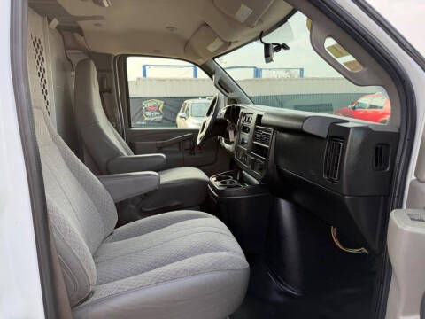 2019 Chevrolet Express 2500