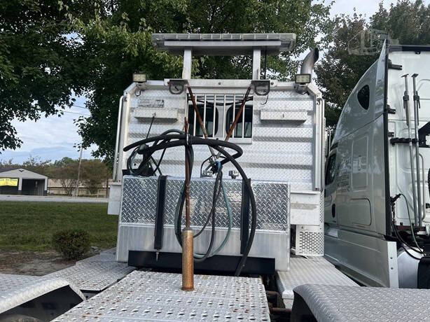 2008 Sterling AT9500 Series