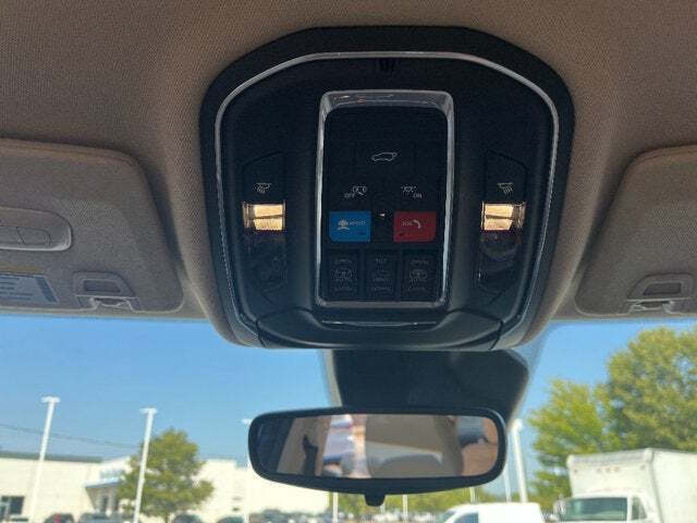 2022 Jeep Grand Cherokee 46