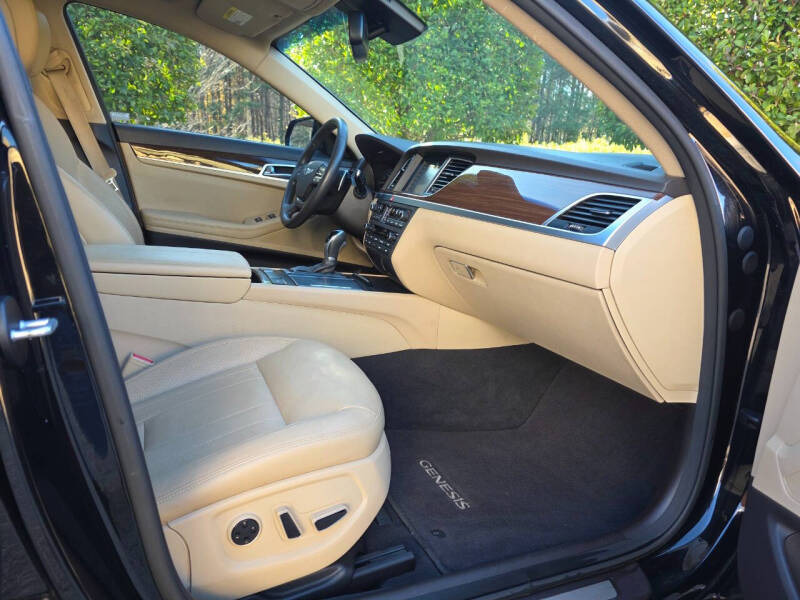 2016 Hyundai Genesis 3.8L