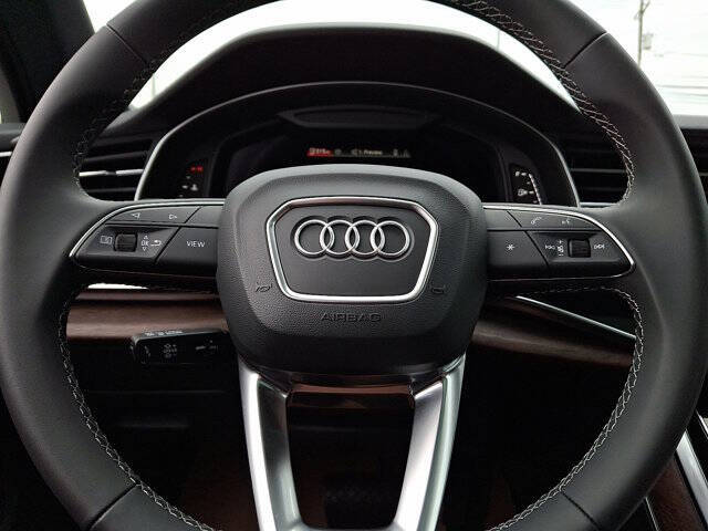 2026 Audi Q7 quattro Premium 45 TFSI