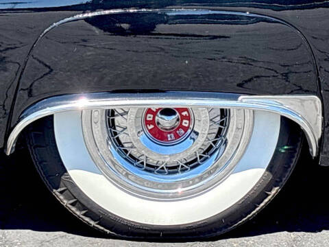 1955 Ford Thunderbird