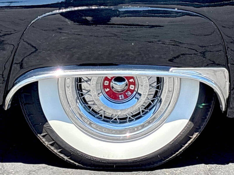 1955 Ford Thunderbird