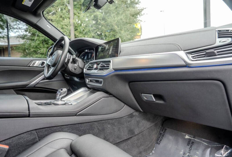 2023 BMW X6 xDrive40i