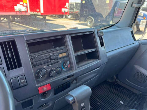 2014 Isuzu NRR