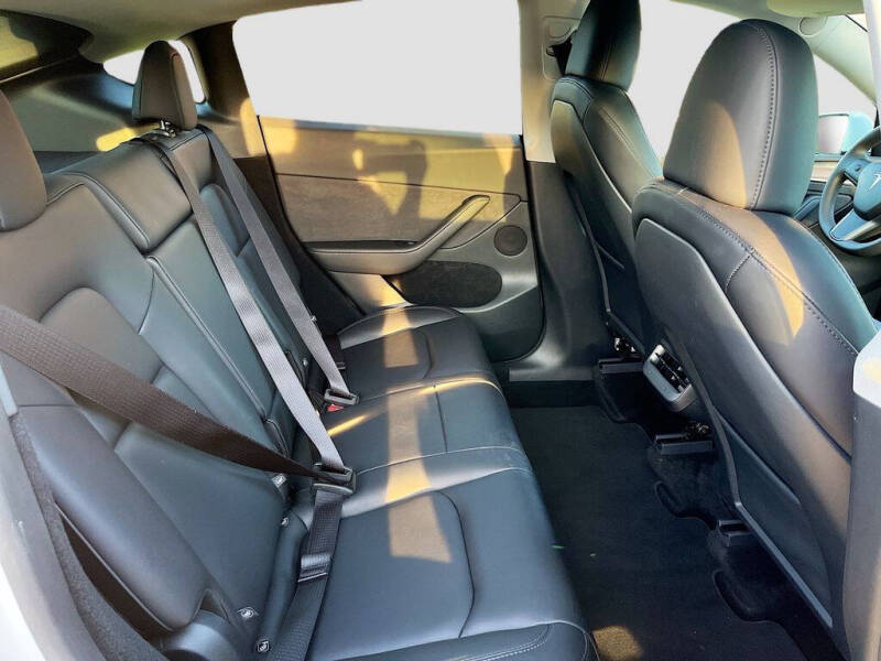 2025 Tesla Model Y Long Range