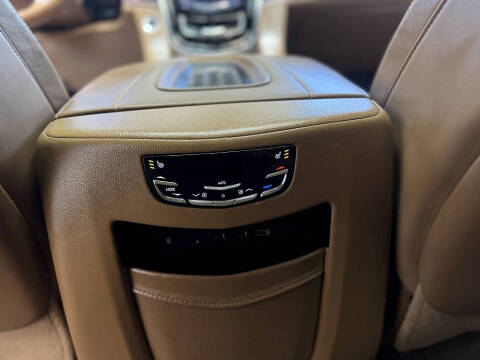 2017 Cadillac Escalade ESV Platinum