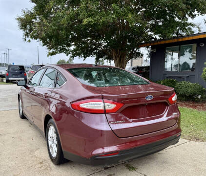 2015 Ford Fusion S