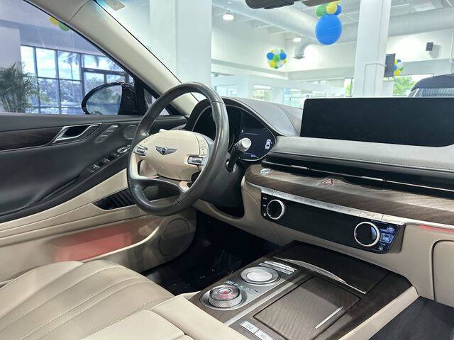 2022 Genesis G80