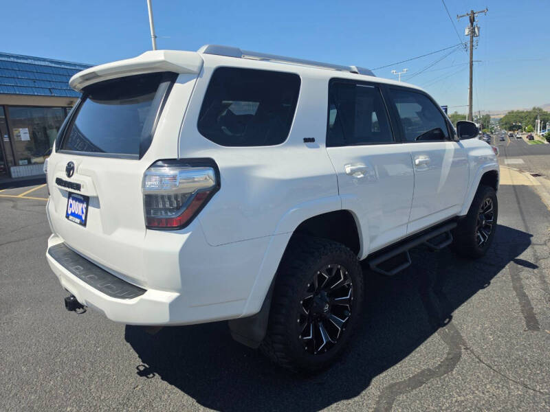 2017 Toyota 4Runner SR5