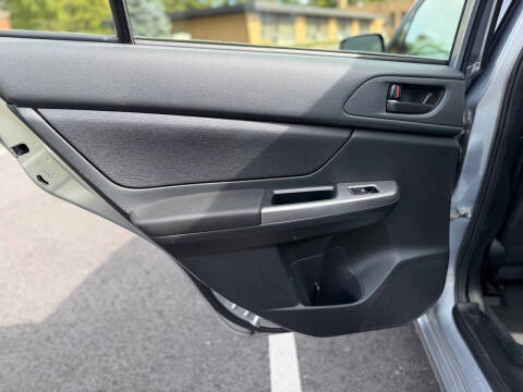 2016 Subaru Impreza 2.0i