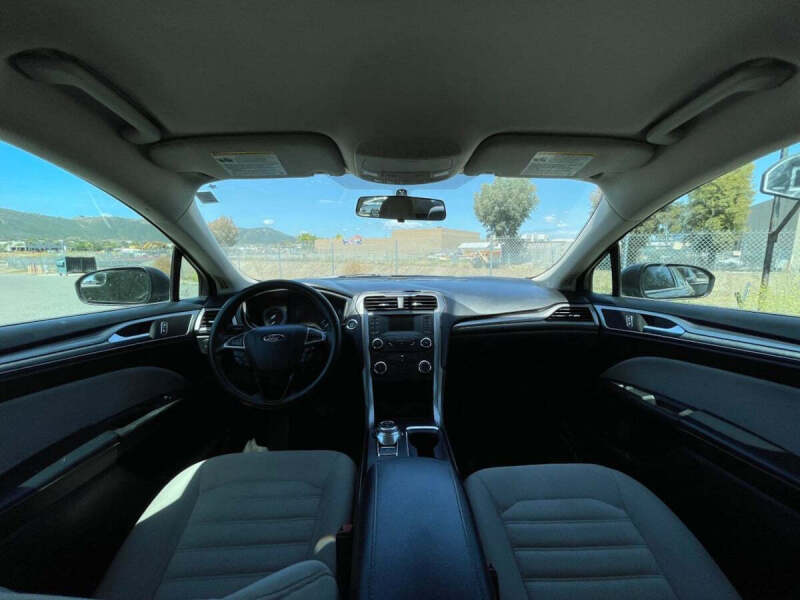 2017 Ford Fusion S
