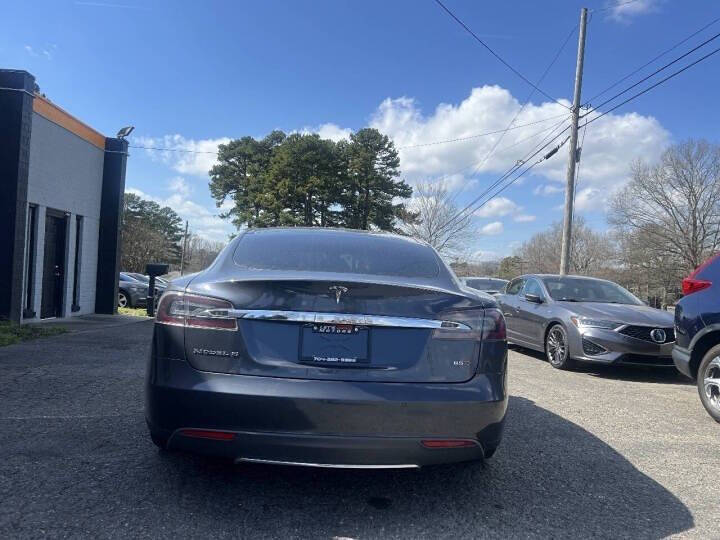 2015 Tesla Model S 85D