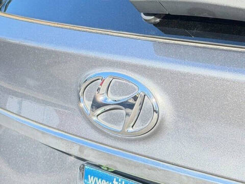 2019 Hyundai Santa Fe SE 2.4L