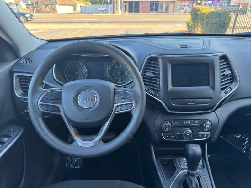 2020 Jeep Cherokee Latitude