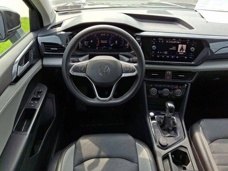 2022 Volkswagen Taos SEL 4Motion