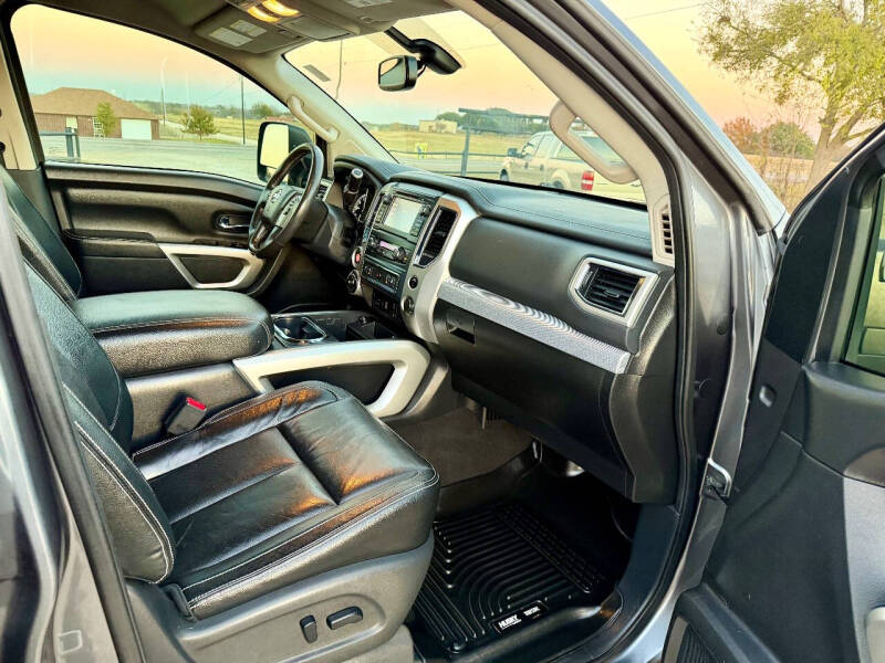 2017 Nissan Titan PRO-4X