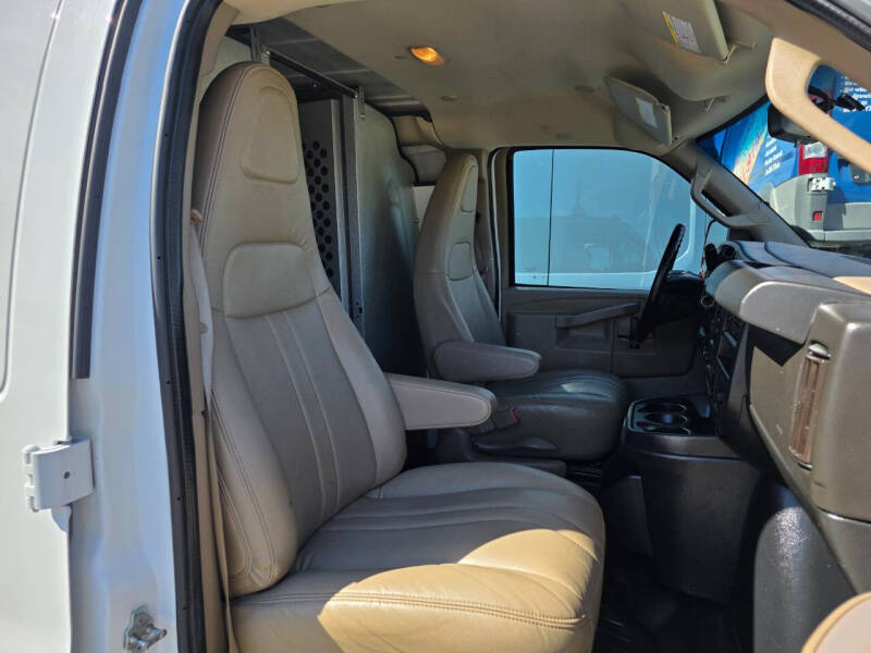 2020 Chevrolet Express 2500