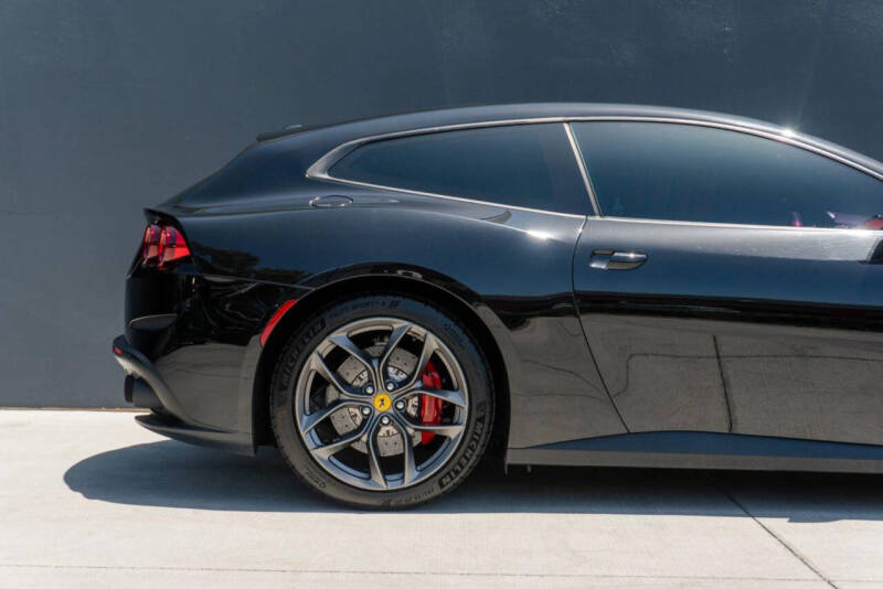 2019 Ferrari GTC4Lusso T