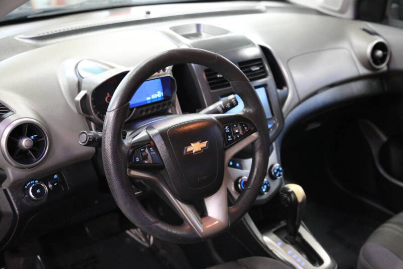 2014 Chevrolet Sonic LT Auto