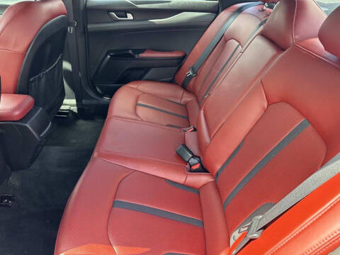 2022 Kia K5