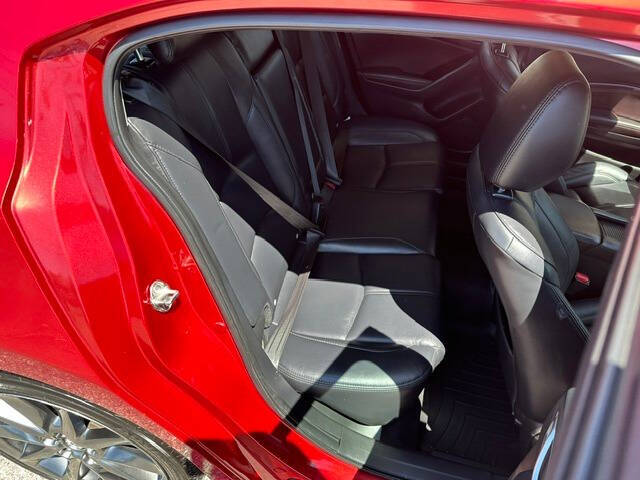 2018 Mazda MAZDA3 Touring