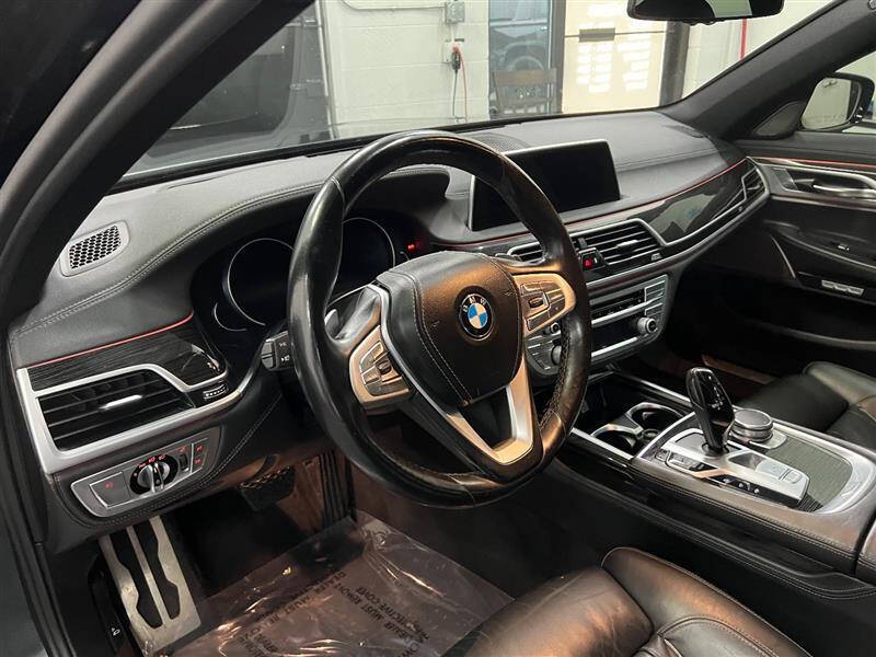 2018 BMW 7 Series 750i