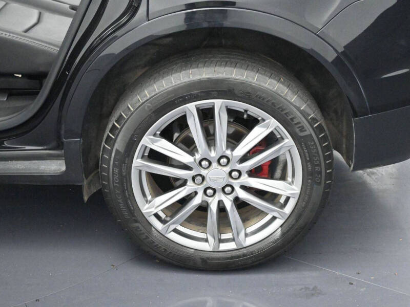 2022 Cadillac XT5 Sport