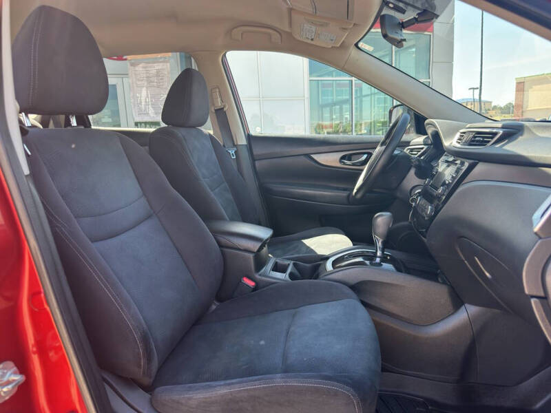 2016 Nissan Rogue S