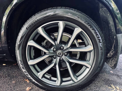 2018 Volvo XC90 T5 Momentum 7-Passenger