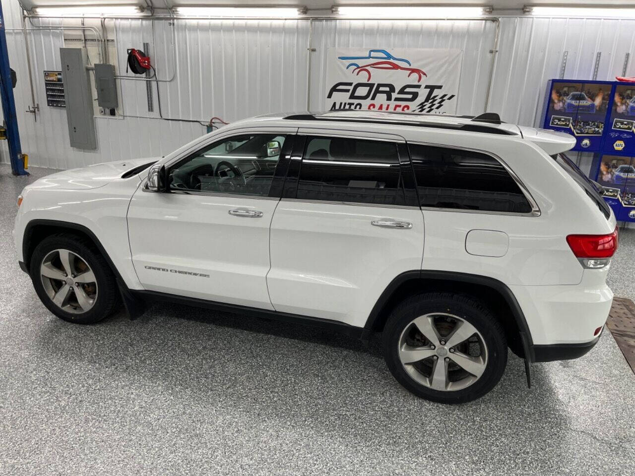 2015 Jeep Grand Cherokee for sale at Forst Auto Sales LLC in Marshfield, WI