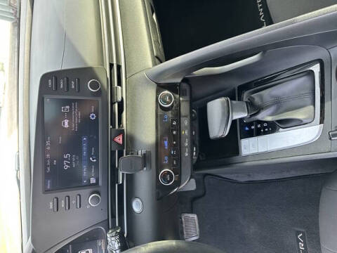 2021 Hyundai Elantra