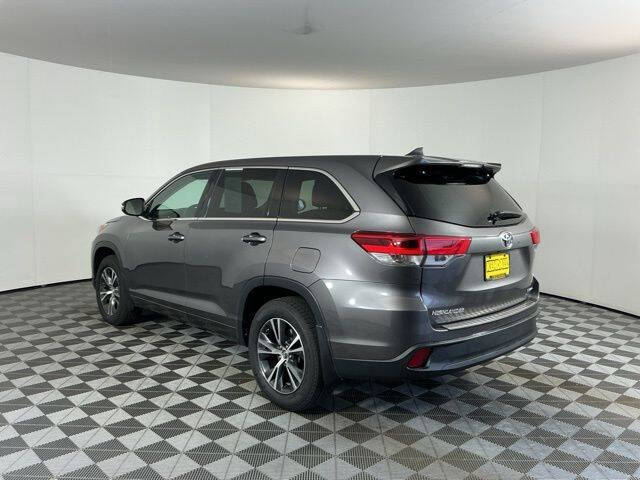 2017 Toyota Highlander LE Plus